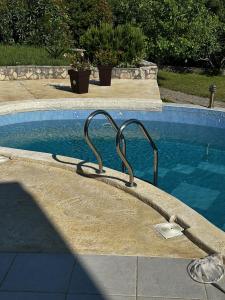 Villa 11 Infinity pool & garden