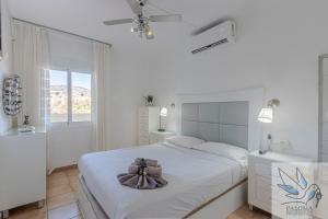 Spacious apartment in Benalbeach