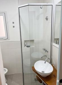 Calido Monoambiente frente a la playa!