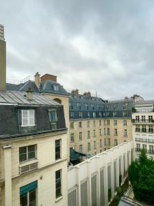 Central Splendid Apartment Louvre 1st District Paris