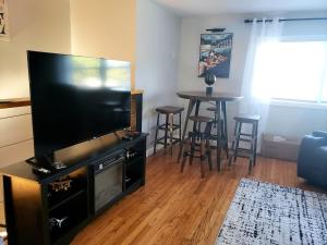 The Sky Lounge-Brunswick