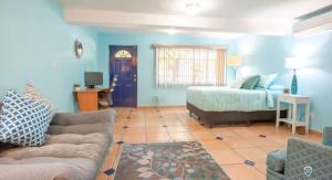 Great cozy place near Malecón