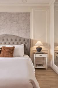 Quy Hung Hotel Central