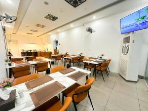 A25 Hotel - 185-187 Lò Đúc