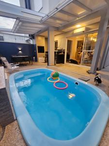 Casa aconchegante com piscina e churrasqueira