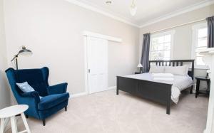 Hill Street Hideaway - Central Walk Everywhere