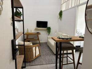 Charmoso and Confortável na Glória- Vista ao Aterro do Flamengo - 150 m do metrô da Glória