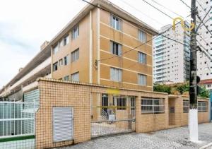 Apto completo com excelente localização central