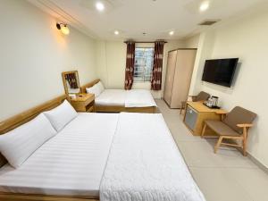 Khách sạn Hoàng Tây