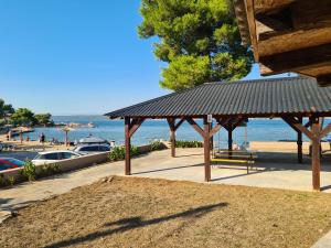 Beach Sea View House Nevidane Pasman