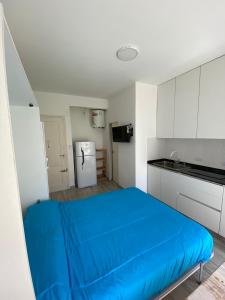 Mini Cooper, completo y bien ubicado