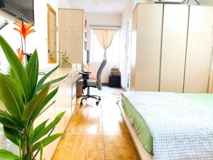 Staycation Rooftop Garden studio - Center D1