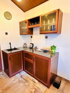 Lakeside Garden Cottages - Anuradhapura