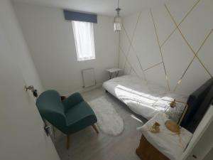 Private 4 Bedroom Stay for Crews, Teams & Retreats