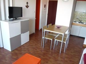 Appartement 2 pièces avec terrasse et garage à Port Camargue - FR-1-731-150