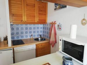 Studio confortable au Sauze avec balcon, proche pistes - FR-1-804-59