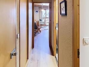 Appartement proche des pistes avec balcon, vue sur vallée - FR-1-688-105