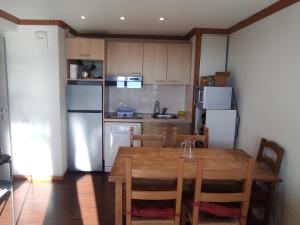 Appartement 6 pers à Super Besse avec Balcon et Piscine - FR-1-814-179