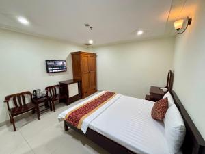 Khách sạn Hoàng Tây