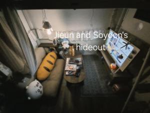 그시절 민지네 자취방 ㅣ 수원 화성 행궁 90년대체험 감성숙소