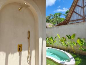 New Manggis 2, Kuta Central