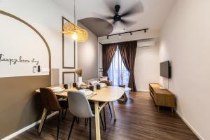 The Mate Damansara PJ by Sleepy Bear Stays