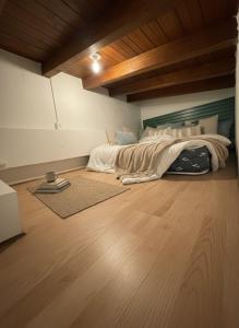 Modern apartment in the city center