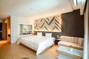 Golden City Rayong Hotel