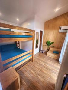 Liwliwa Beach Resort in Zambales Spot 2 room