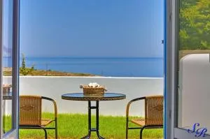 Sarakiniko Rooms - Adamas