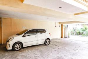 RedDoorz near Mall Ciputra World Surabaya