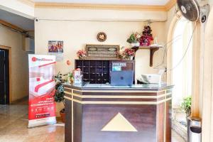 RedDoorz near Mall Ciputra World Surabaya