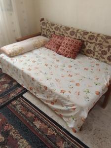 غرفة هادئة للإيجار باليوم