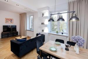 Nowy Świat 47 Central Stay Warsaw by Solarento