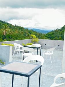 Kandy Villa Grey