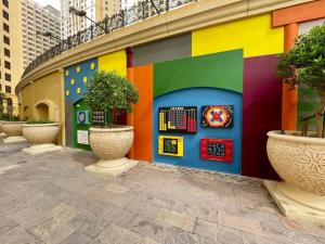 Specious apartment in Sadaf 7 with Marina Views and Beach Access
