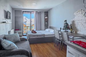 Apartment with mountains view near to the gondola