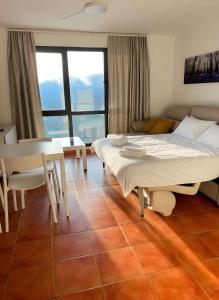 Cozy Monte Oiz Apartment with Private Garage Ski In Area