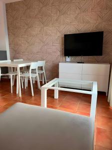 Cozy Monte Oiz Apartment with Private Garage Ski In Area