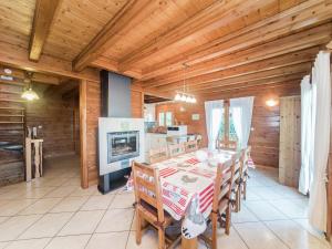 Chalet in Vosges with Sauna & Panoramic Views