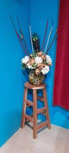 Theos Self Catering holiday home, Meanwood