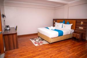 Arise Sunshine Hotel