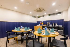 The PratiQ , Signature Boutique Hotel - Meera Bagh