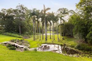 Latitude 156 - Elevated Luxury Overlooking the Greens
