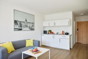 SEEGER Living Classic East