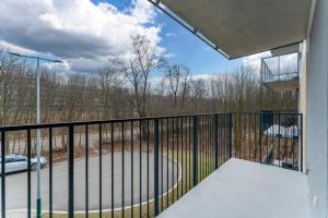 Czerwone Maki Deluxe Apartment by BookingHost