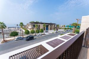 Exquisite Jumeirah Bay Island Retreat 3 BR plus maids room
