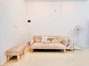 Cozy 2BR House di Regency One Eastpoint, East Surabaya by Le Ciel Hospitality