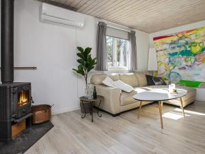 6 person holiday home in Væggerløse