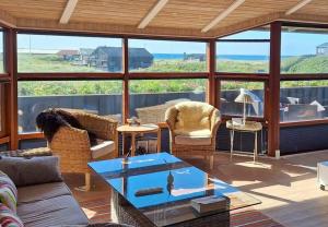 Architect-Designed House With Sea View In Lønstrup